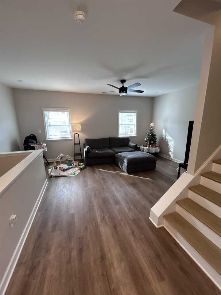 1441 DERBY DR - Photo 7 of 26