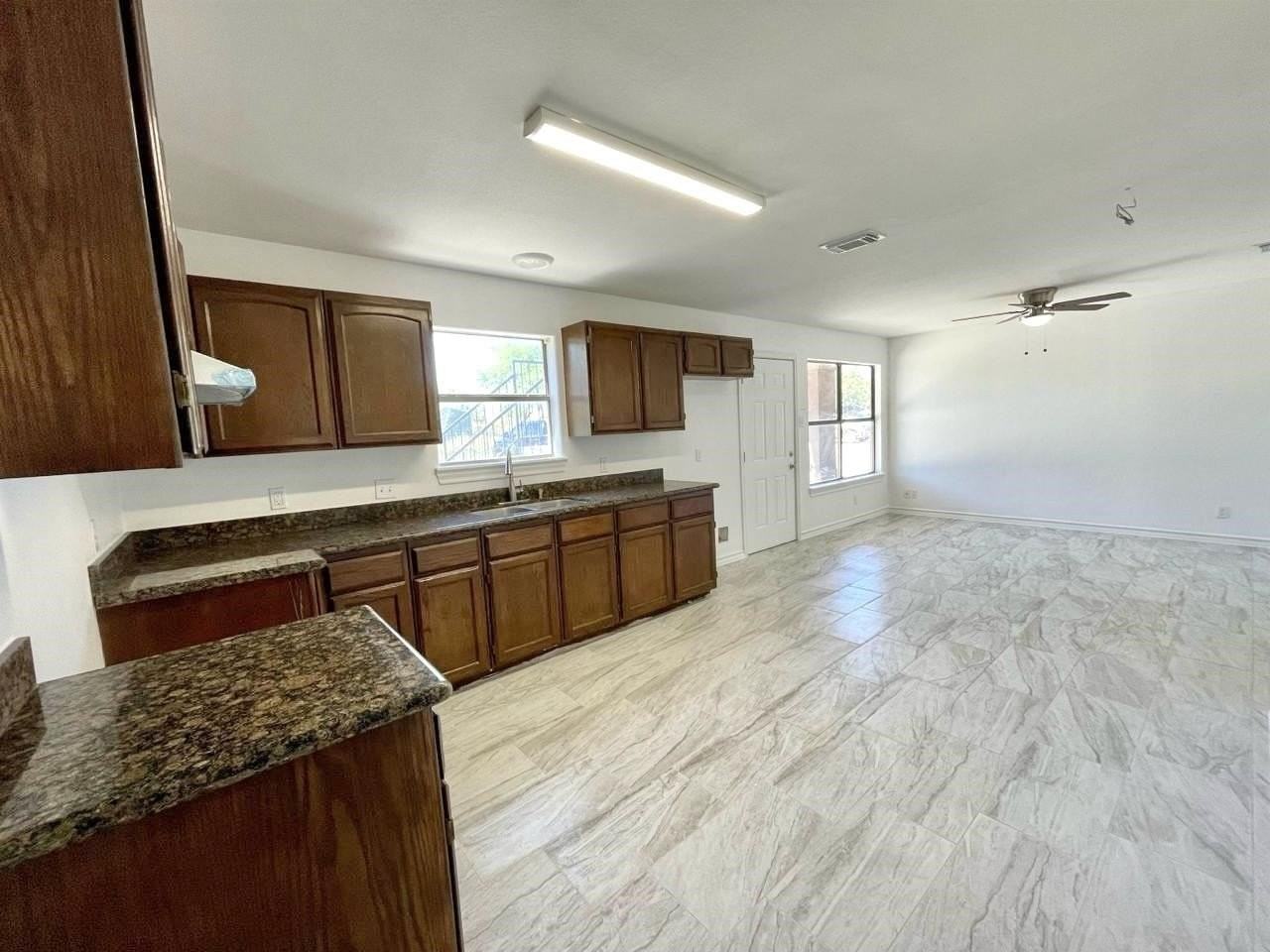 201 Masterson Rd - Photo 6 of 11