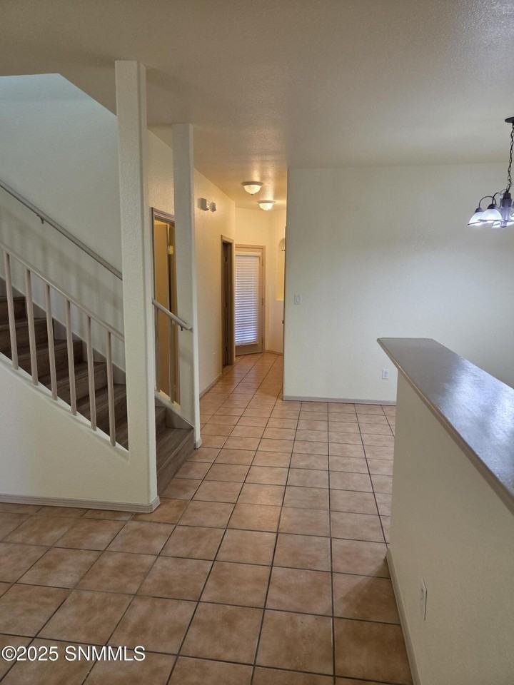 3235 Eagle Ridge Dr - Photo 3 of 9