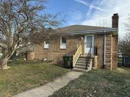 featured image of 2801 Winter Gdn Unit B #B