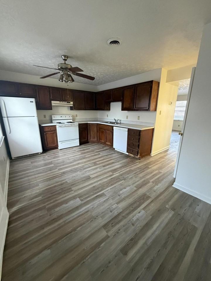 106 Heritage Dr - Photo 7 of 17