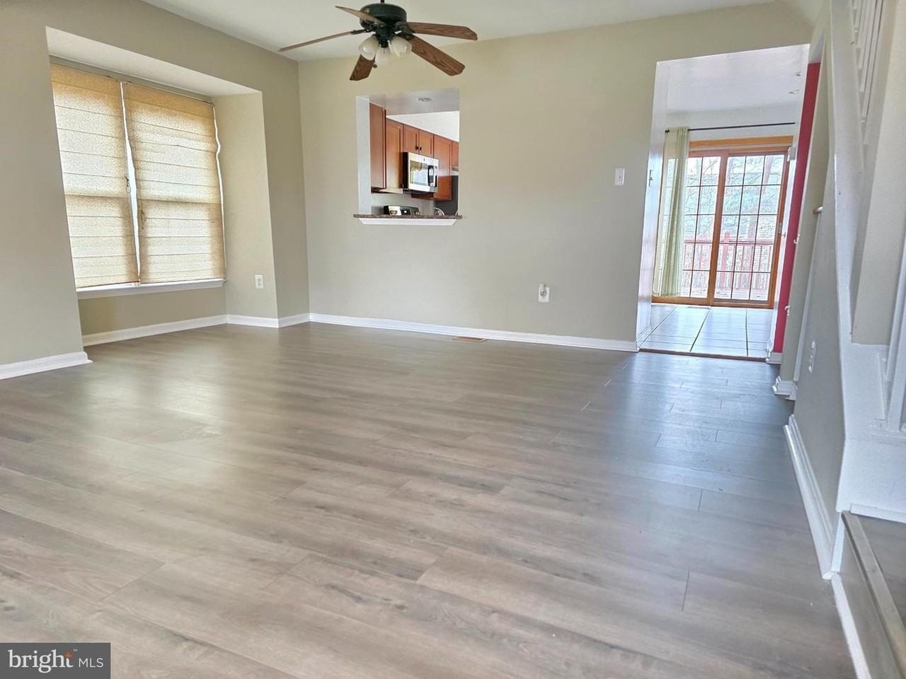 14100 Oakpointe Dr - Photo 5 of 18