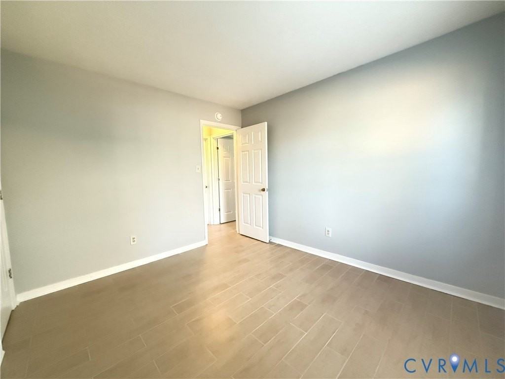 4912 Lurgan Pl - Photo 6 of 9