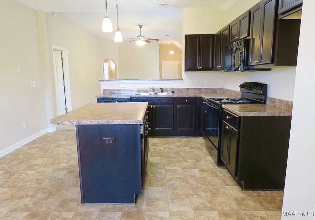 6530 Ridgeview Ln - Photo 4 of 9