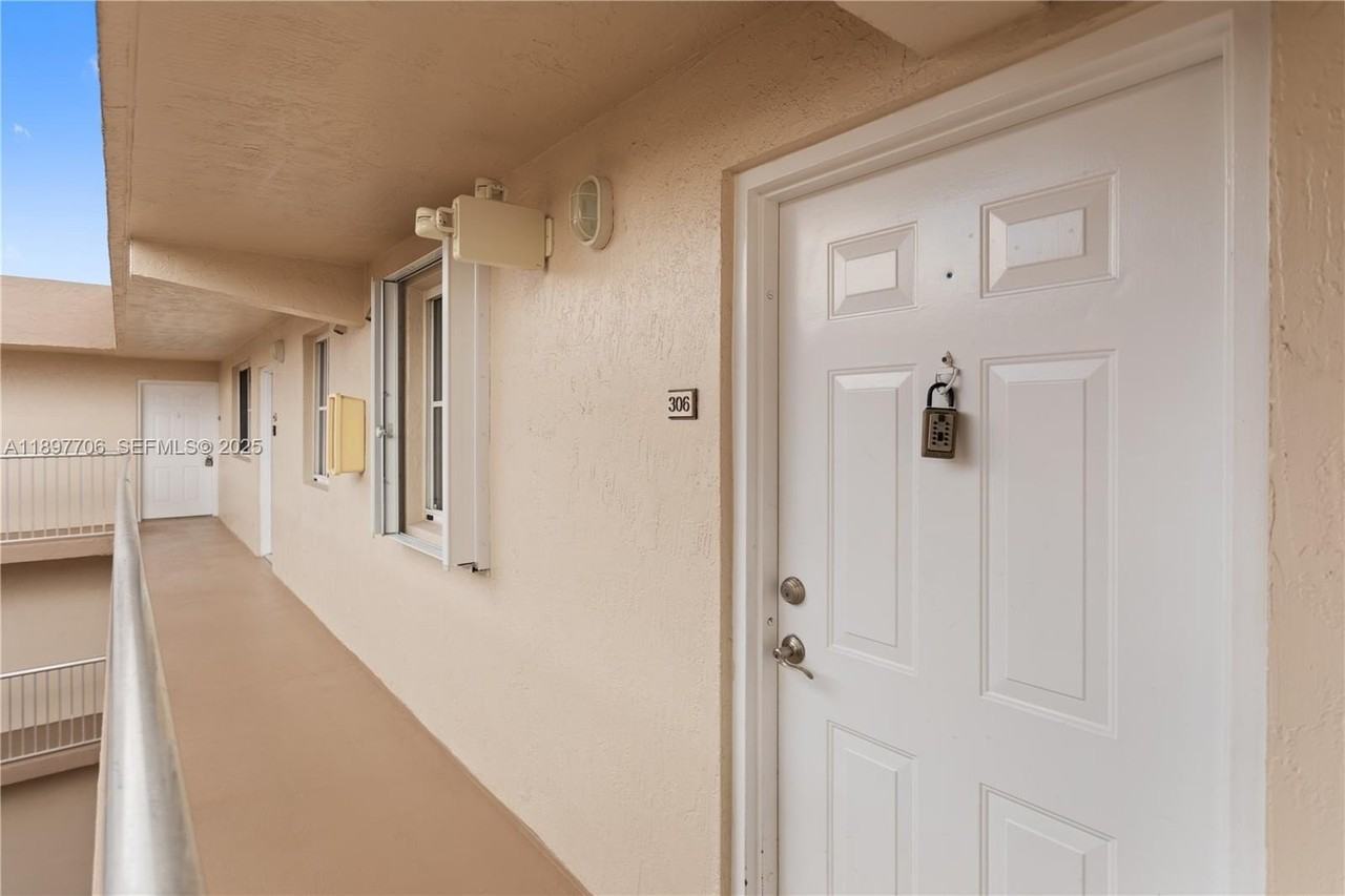 6065 Nw 186th St #306 - Photo 3 of 50