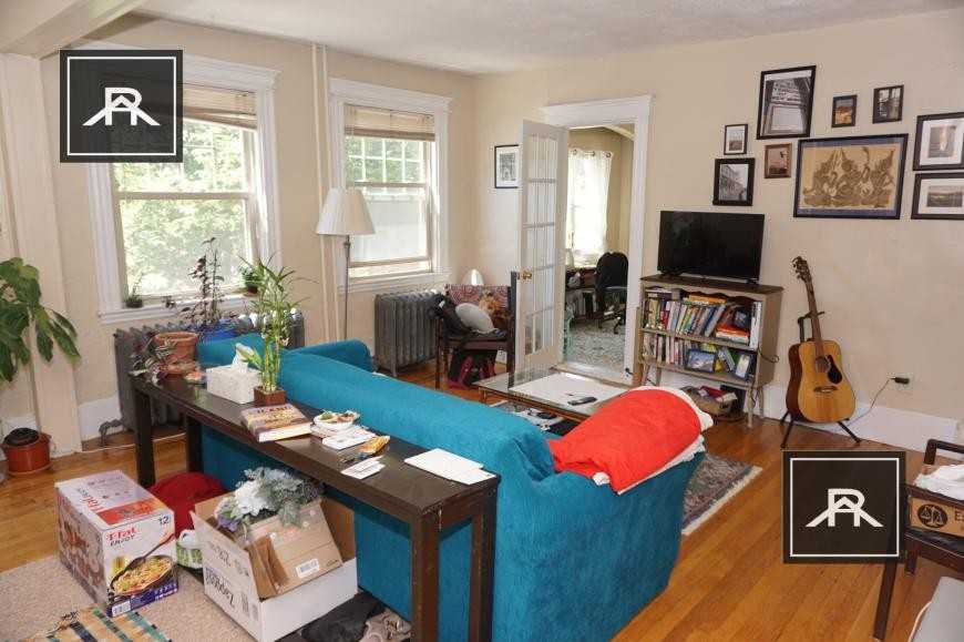 1540 Commonwealth Ave - Photo 5 of 9