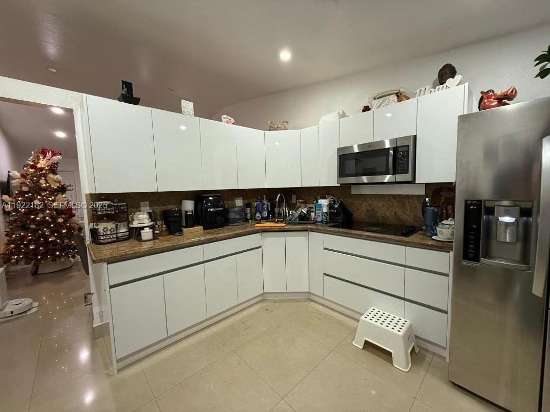 17652 Nw 76th Ct #17652 - Photo 2 of 17