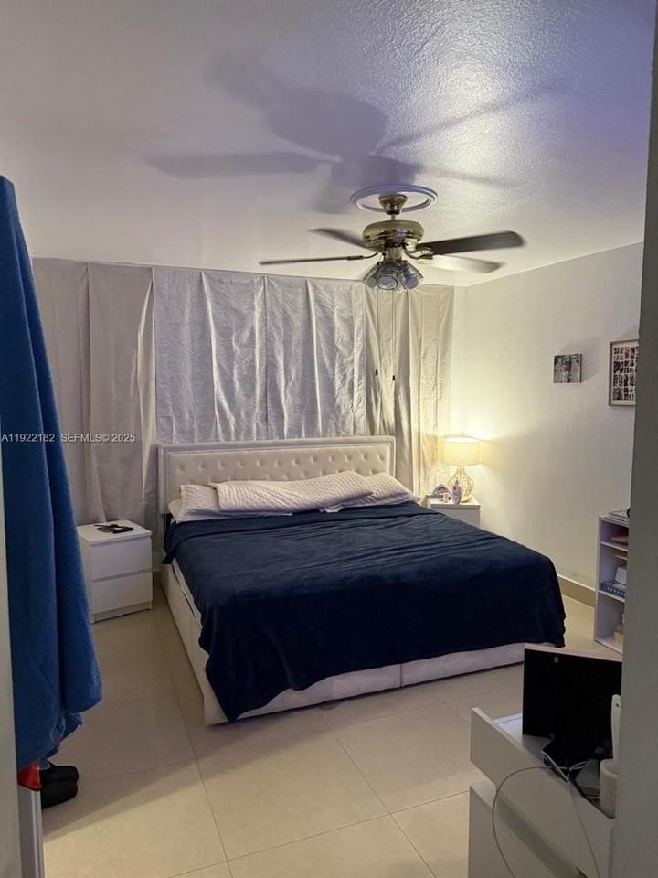 17652 Nw 76th Ct #17652 - Photo 4 of 17