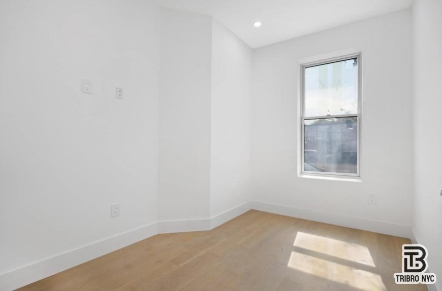 705 Coney Island Ave - Photo 6 of 10