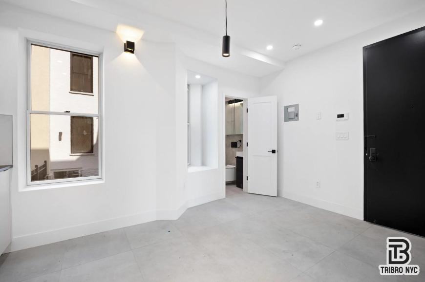 705 Coney Island Ave - Photo 7 of 10