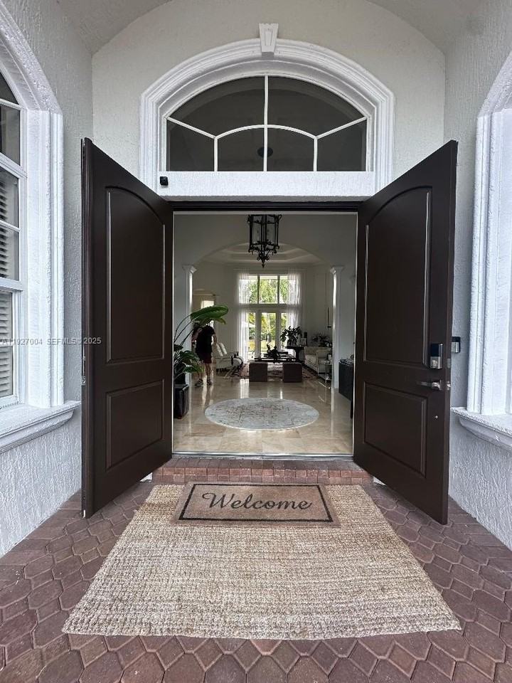 19038 Park Ridge St - Photo 6 of 21