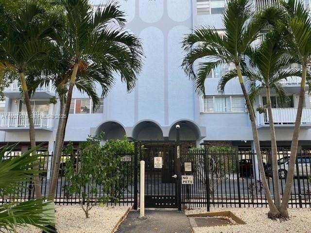 1470 Ne 125th Ter #204 - Photo 2 of 15