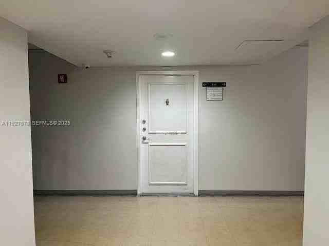 1470 Ne 125th Ter #204 - Photo 4 of 15