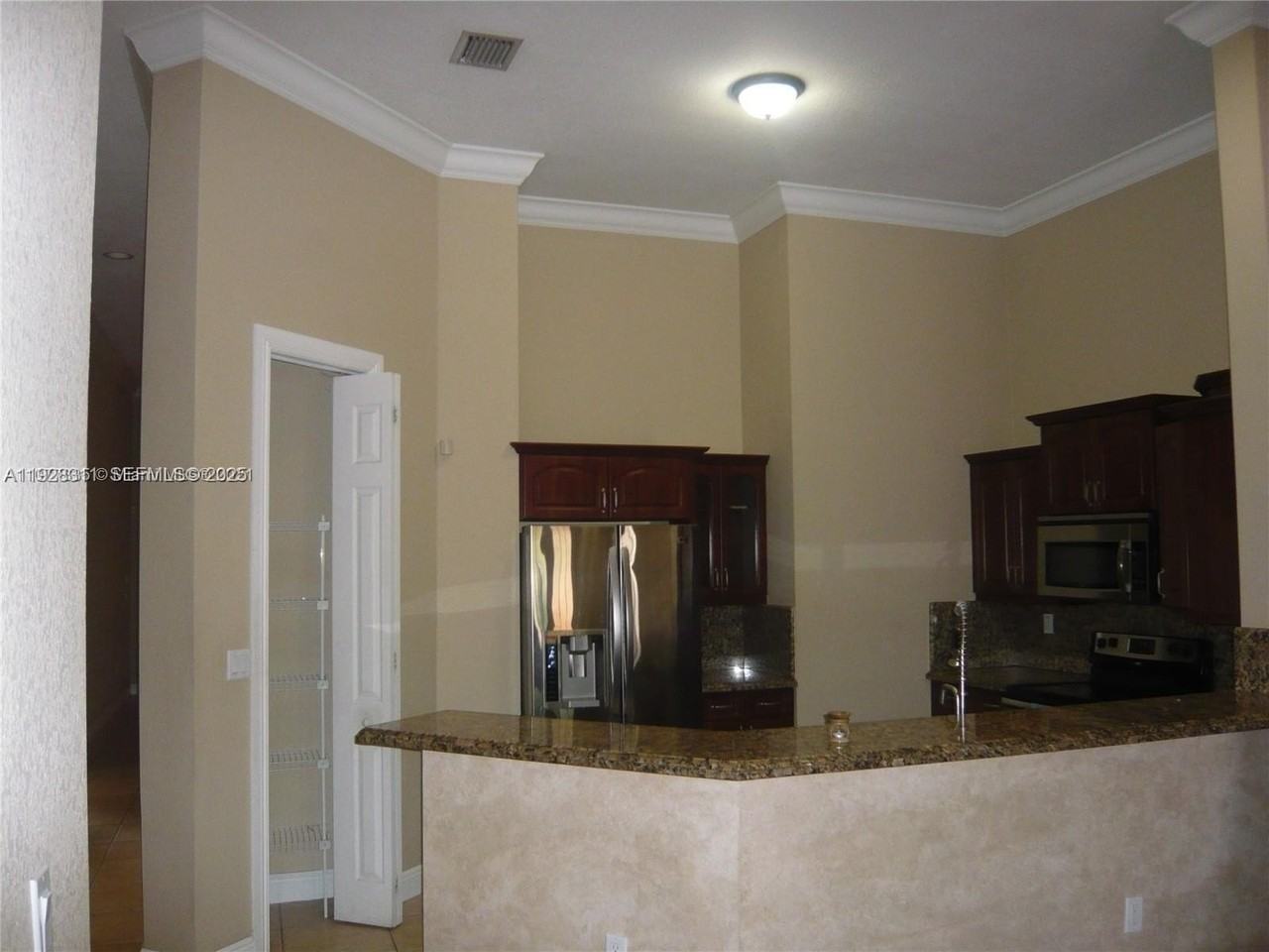 14331 Sw 9th St - Photo 4 of 21