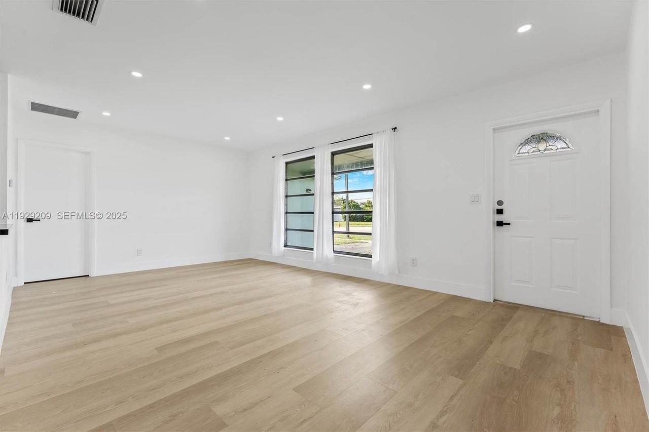 2610 Nw 83rd Ave #A - Photo 2 of 19