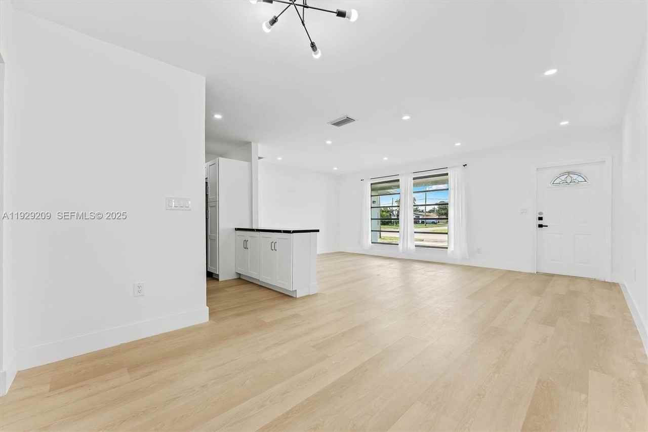 2610 Nw 83rd Ave #A - Photo 3 of 19