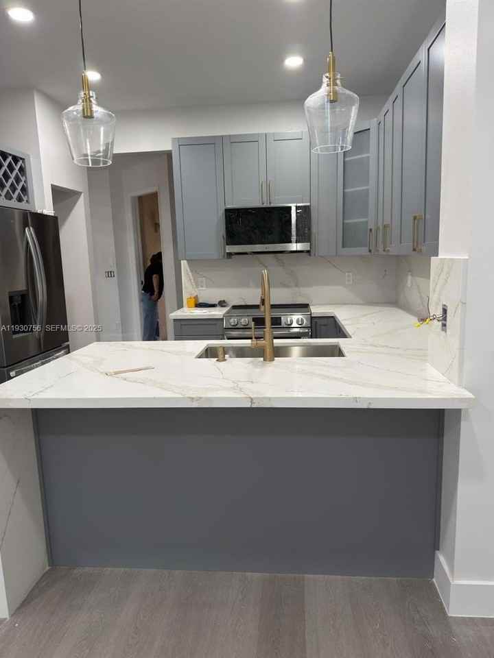 12618 Nw 56th Dr #12618 - Photo 4 of 13