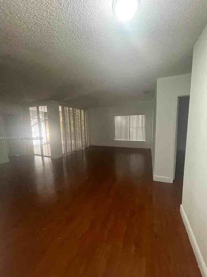 3846 Coral Tree Cir #3846 - Photo 2 of 18