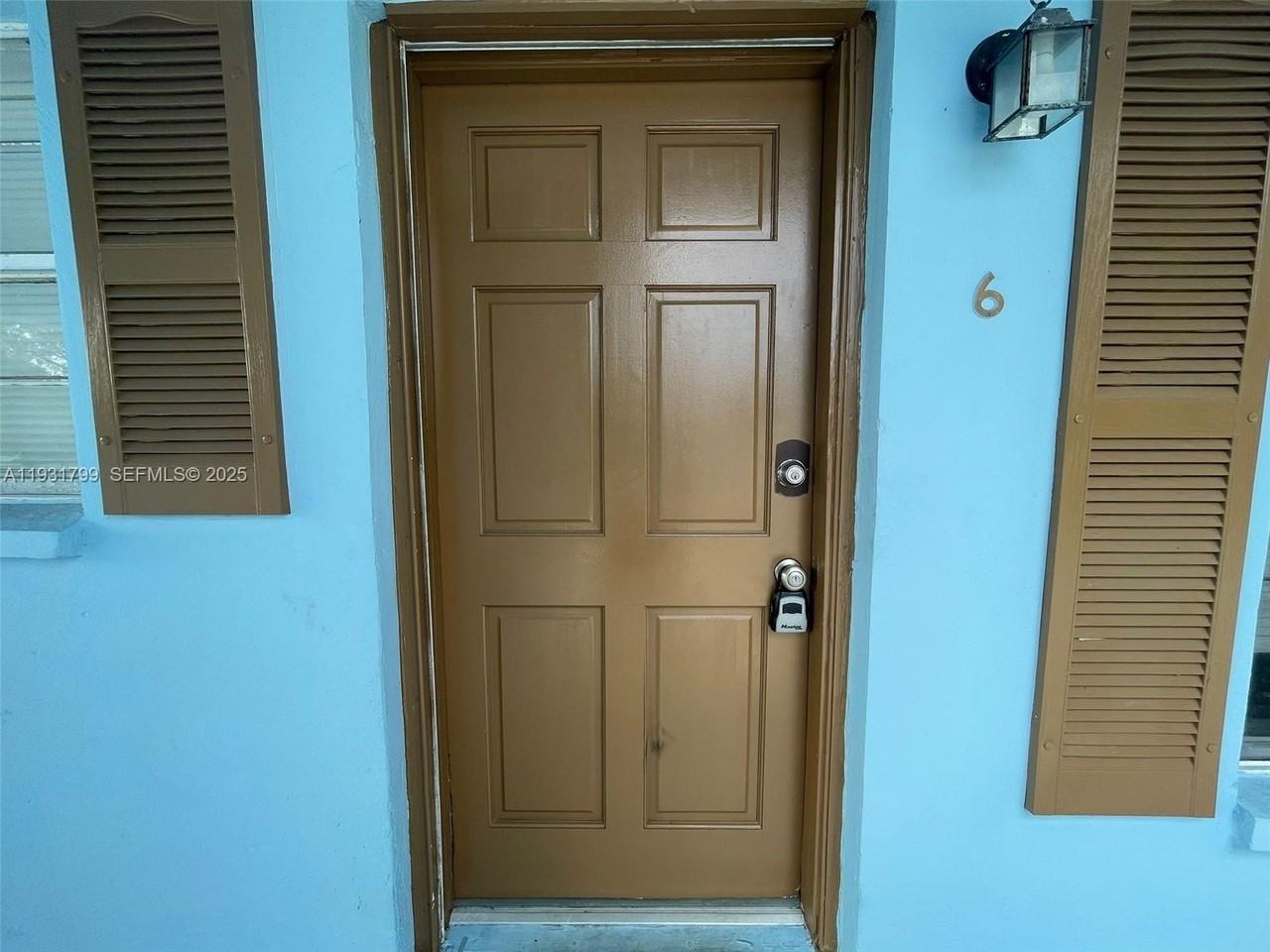 4951 Wedgewood Way #6 - Photo 3 of 13