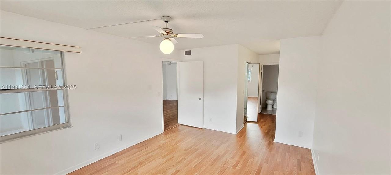 1300 Sw 130th Ave #201F - Photo 3 of 13