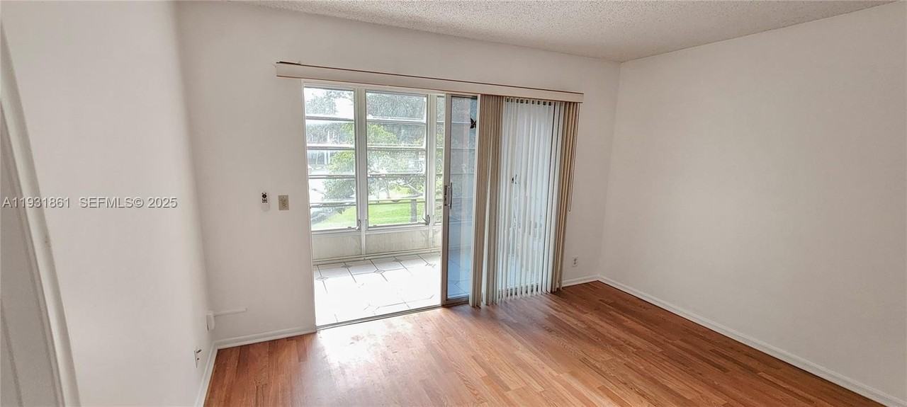 1300 Sw 130th Ave #201F - Photo 6 of 13