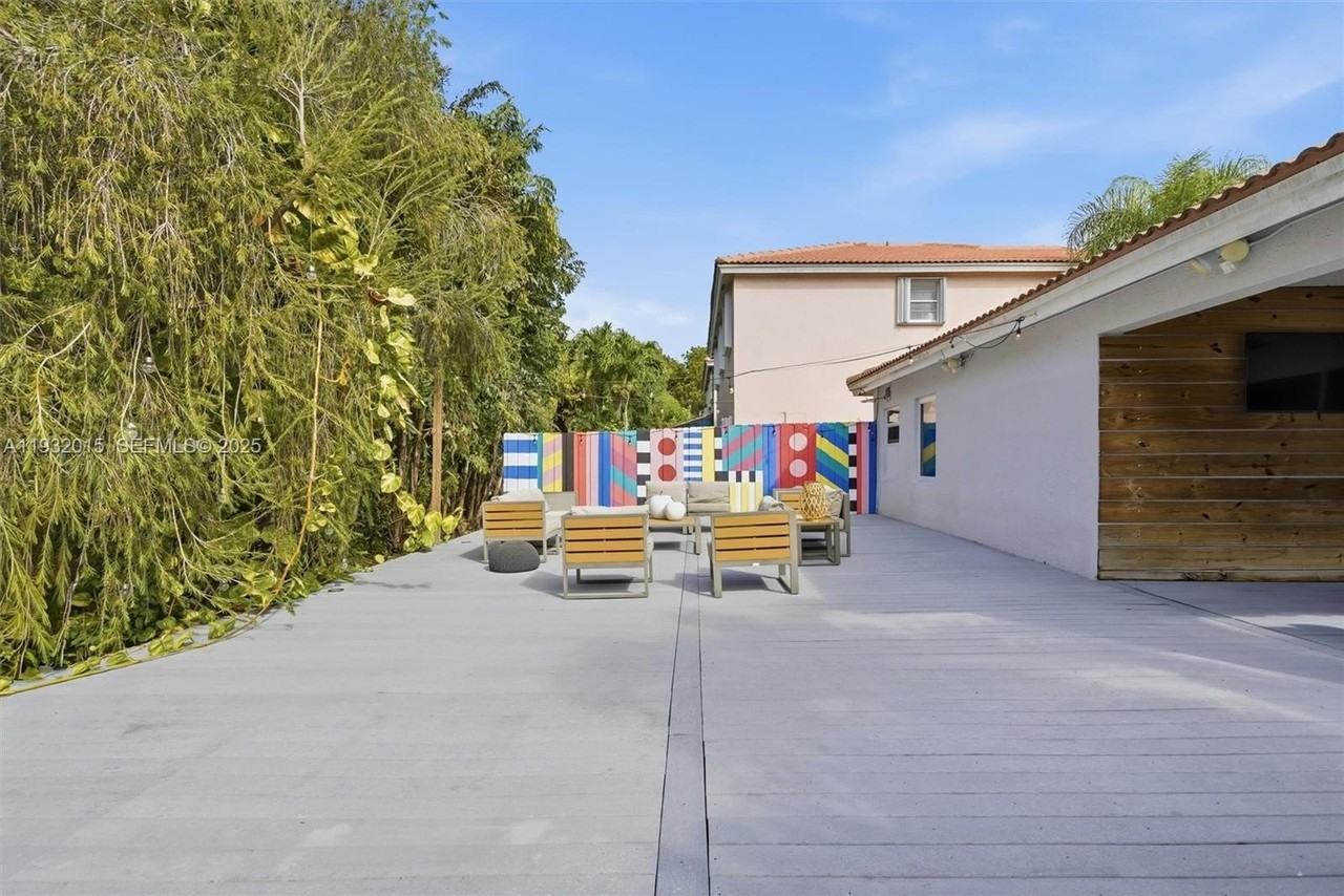 10246 Nw 57th Ter #0 - Photo 7 of 50