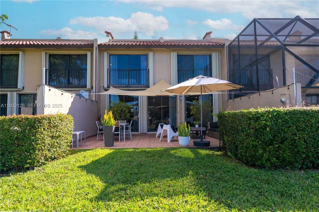 3322 Torremolinos Ave #F41B - Photo 4 of 17