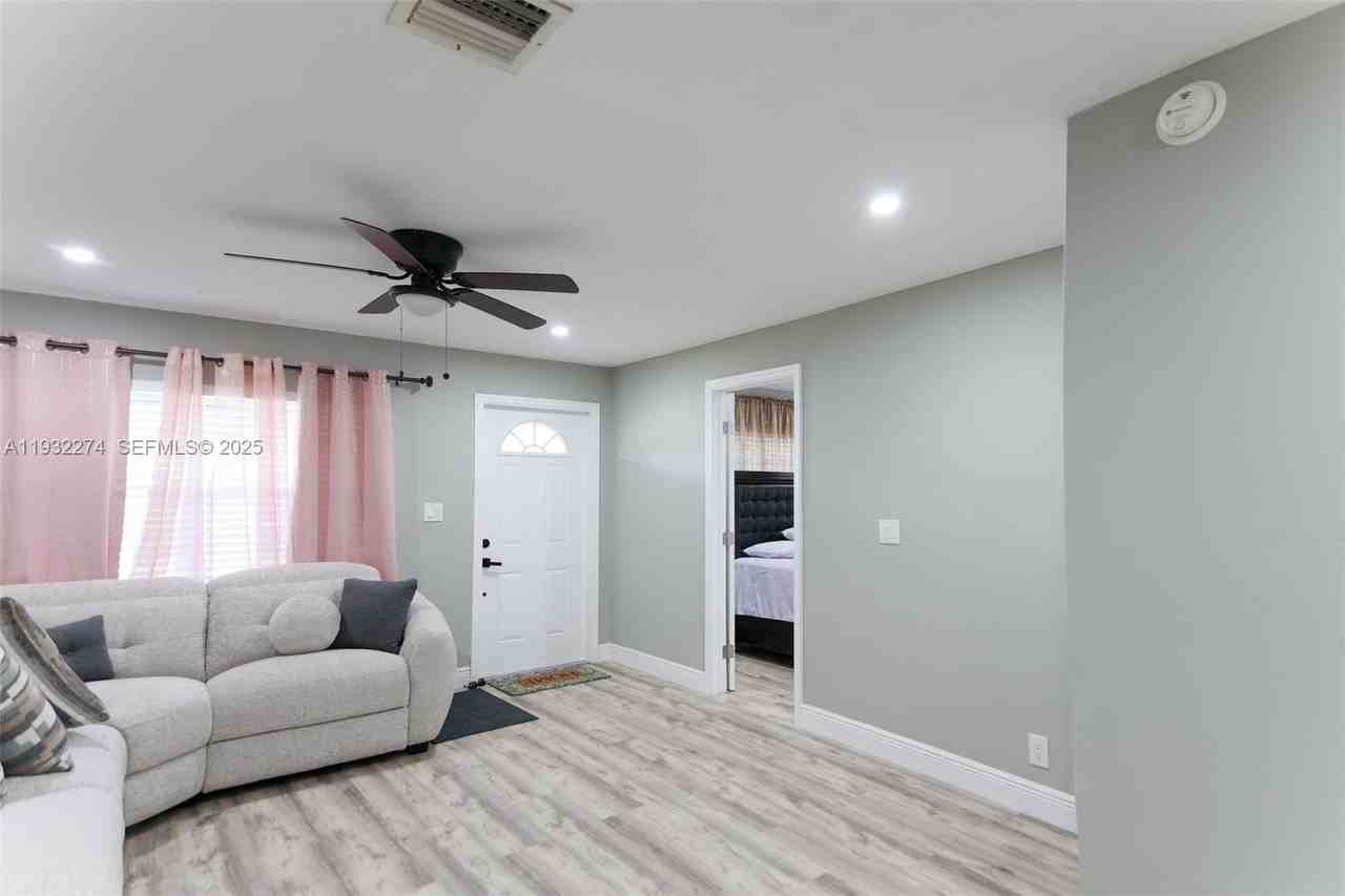 5300 Nw 15th Ct #1 - Photo 3 of 13