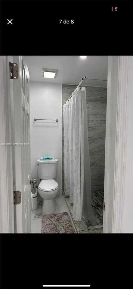 1023 Nw 3rd Ave - Photo 3 of 7