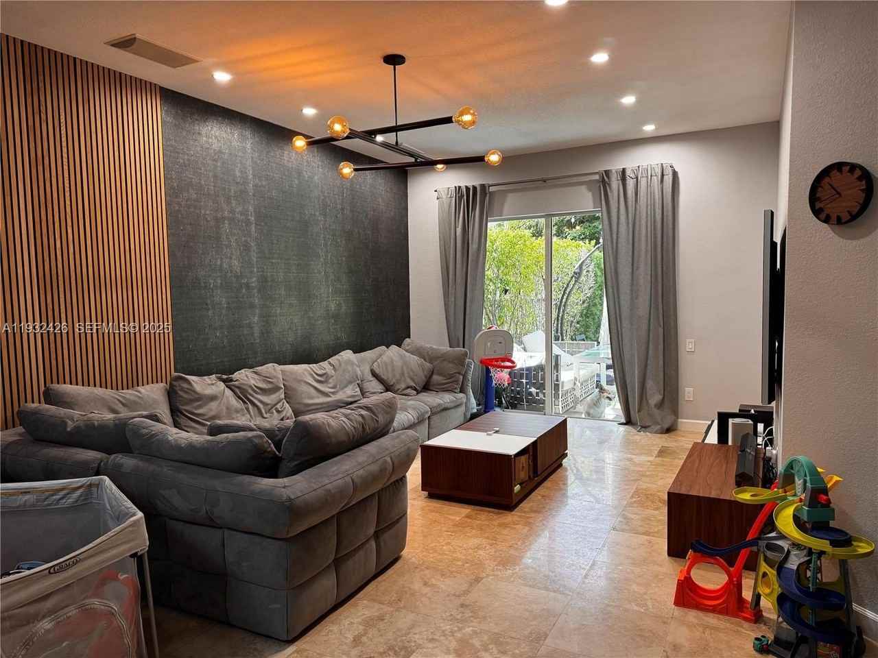 876 Spinnaker Dr W #876 - Photo 2 of 45