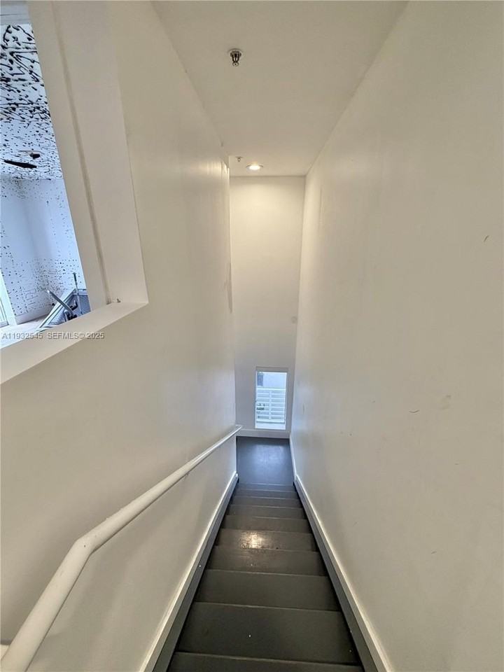 1966 Biarritz Dr #1 - Photo 6 of 10