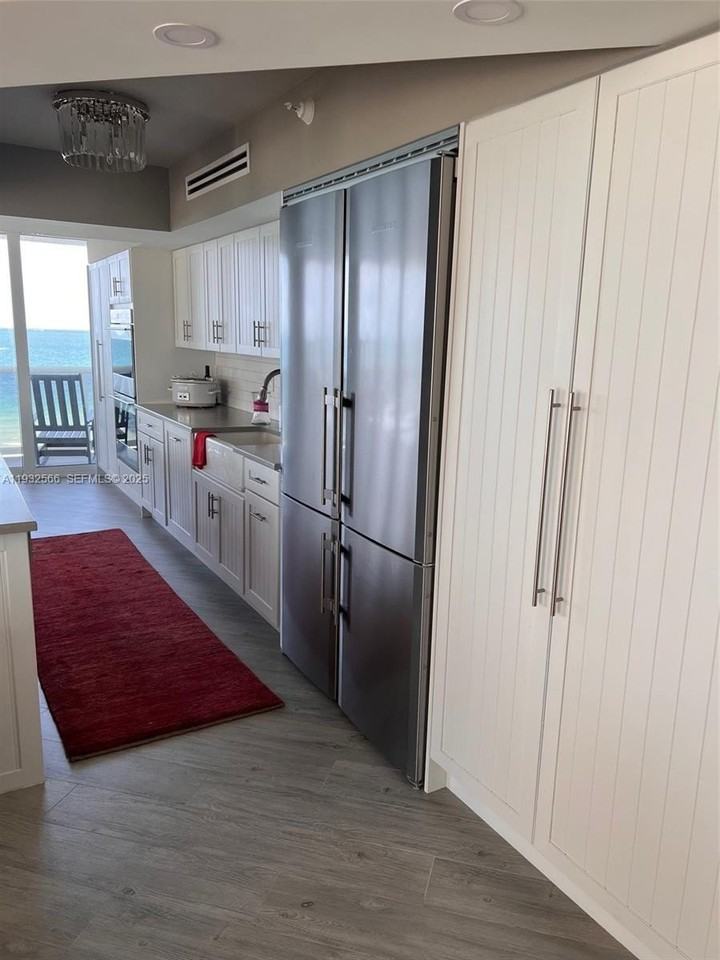 16711 Collins Ave #808 - Photo 4 of 17