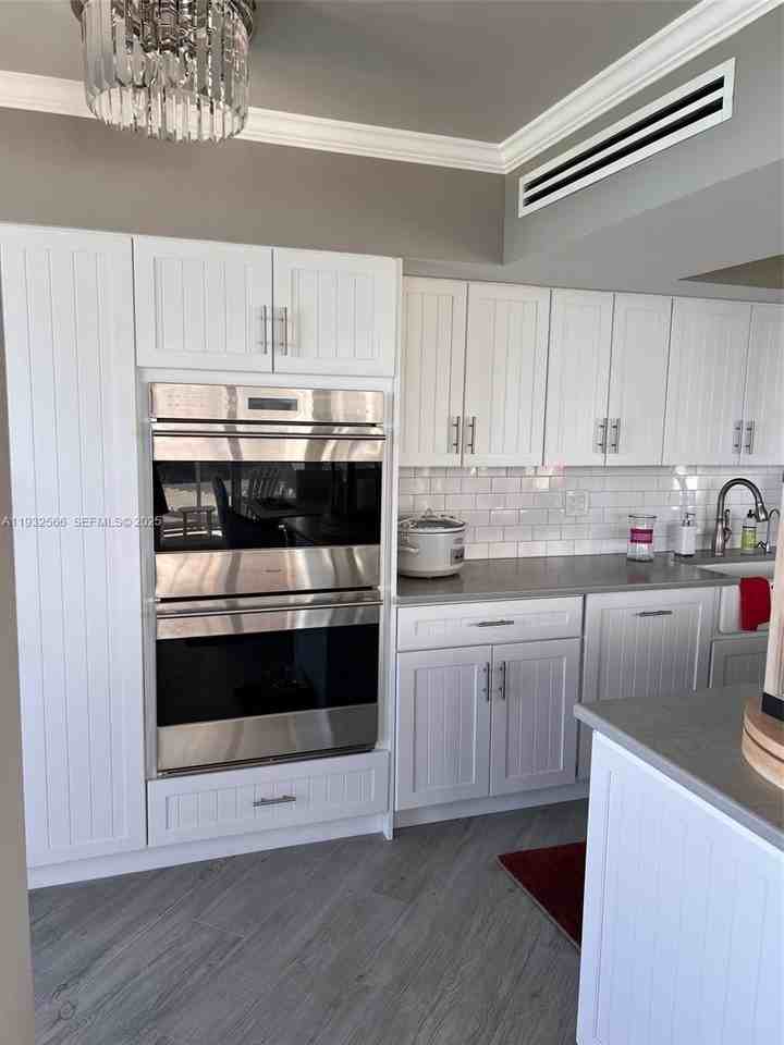 16711 Collins Ave #808 - Photo 6 of 17