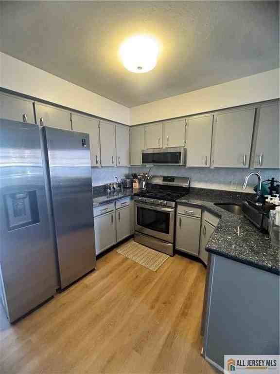 80 Orion Rd - Photo 6 of 19