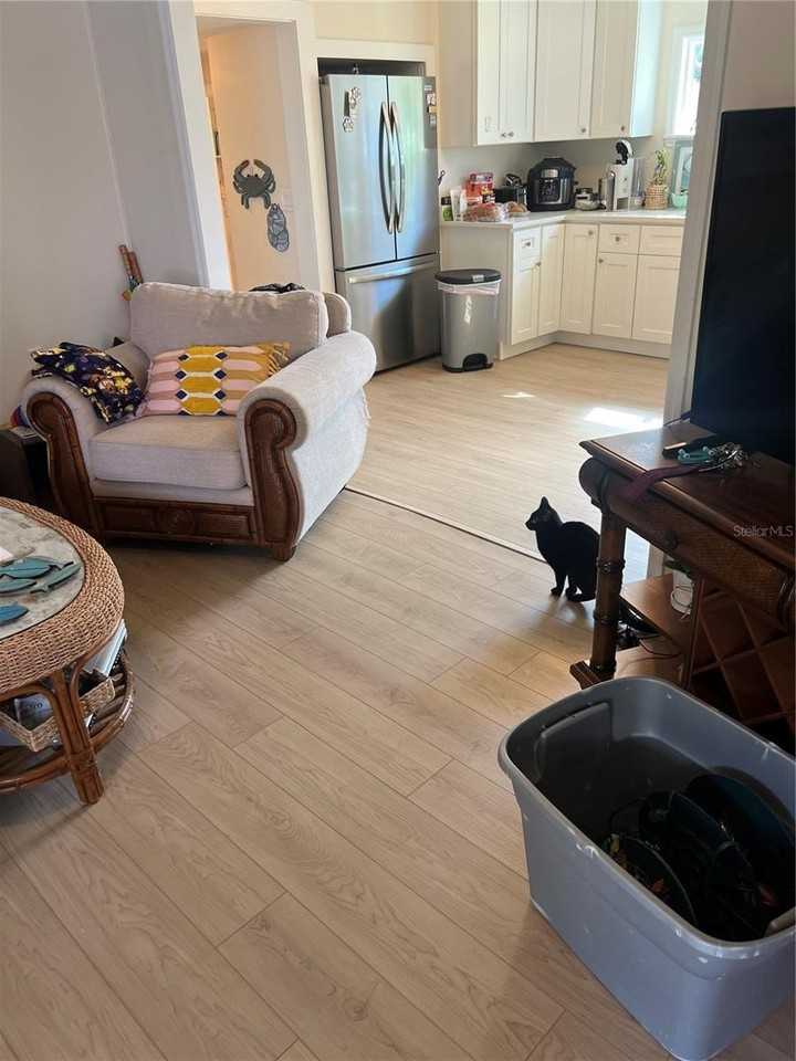 304 Mount Pleasant Rd - Photo 2 of 6