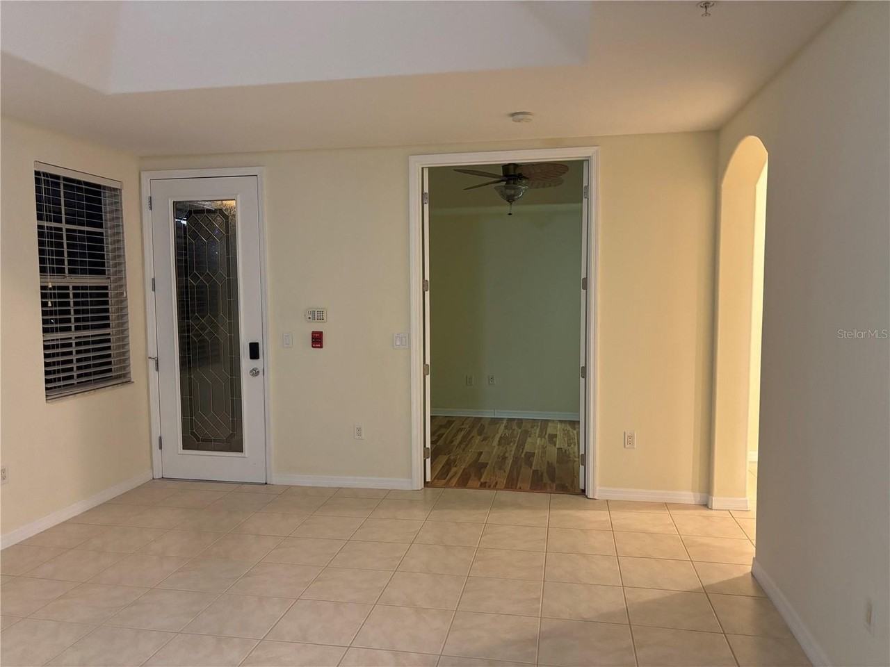 3971 Square East Ln #8 - Photo 4 of 32