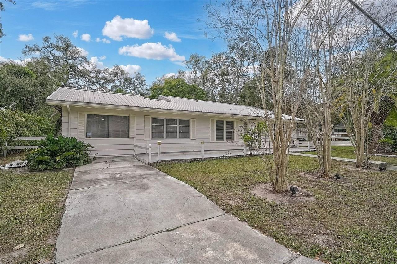 1010 Indian Beach Dr - Photo 3 of 39