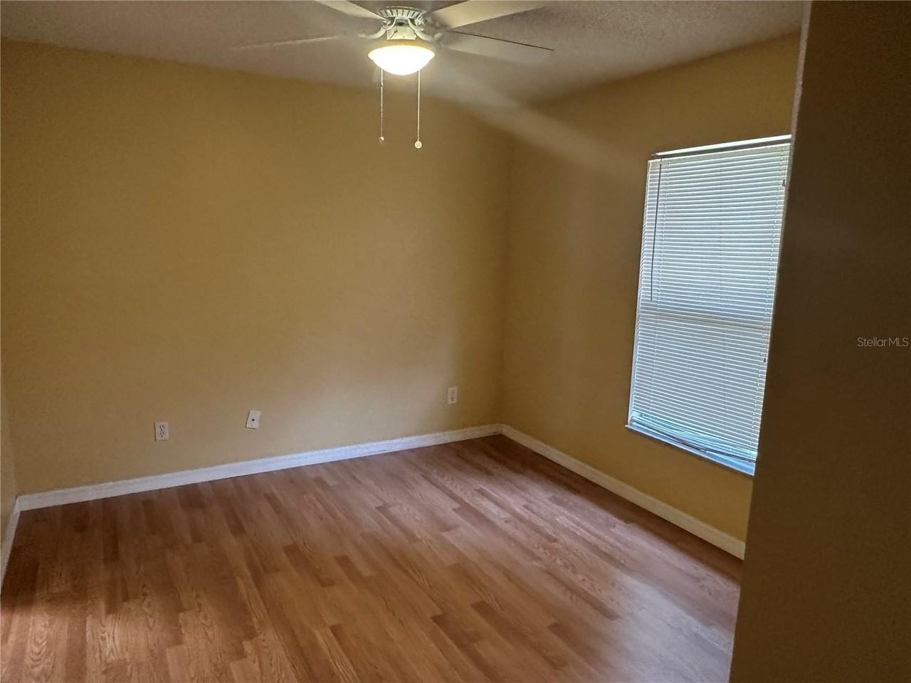 1105 Hill Mount Dr - Photo 5 of 12