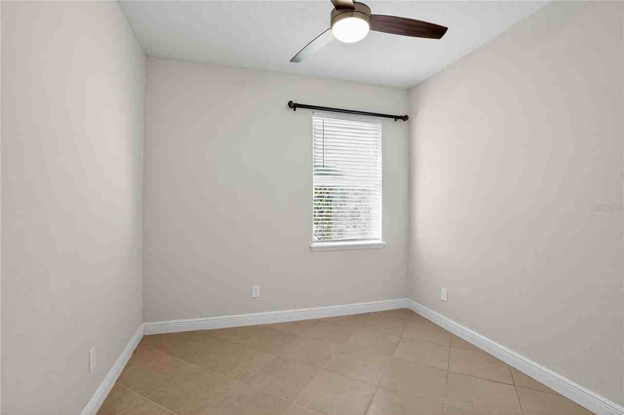 817 Dusty Pine Dr - Photo 3 of 16