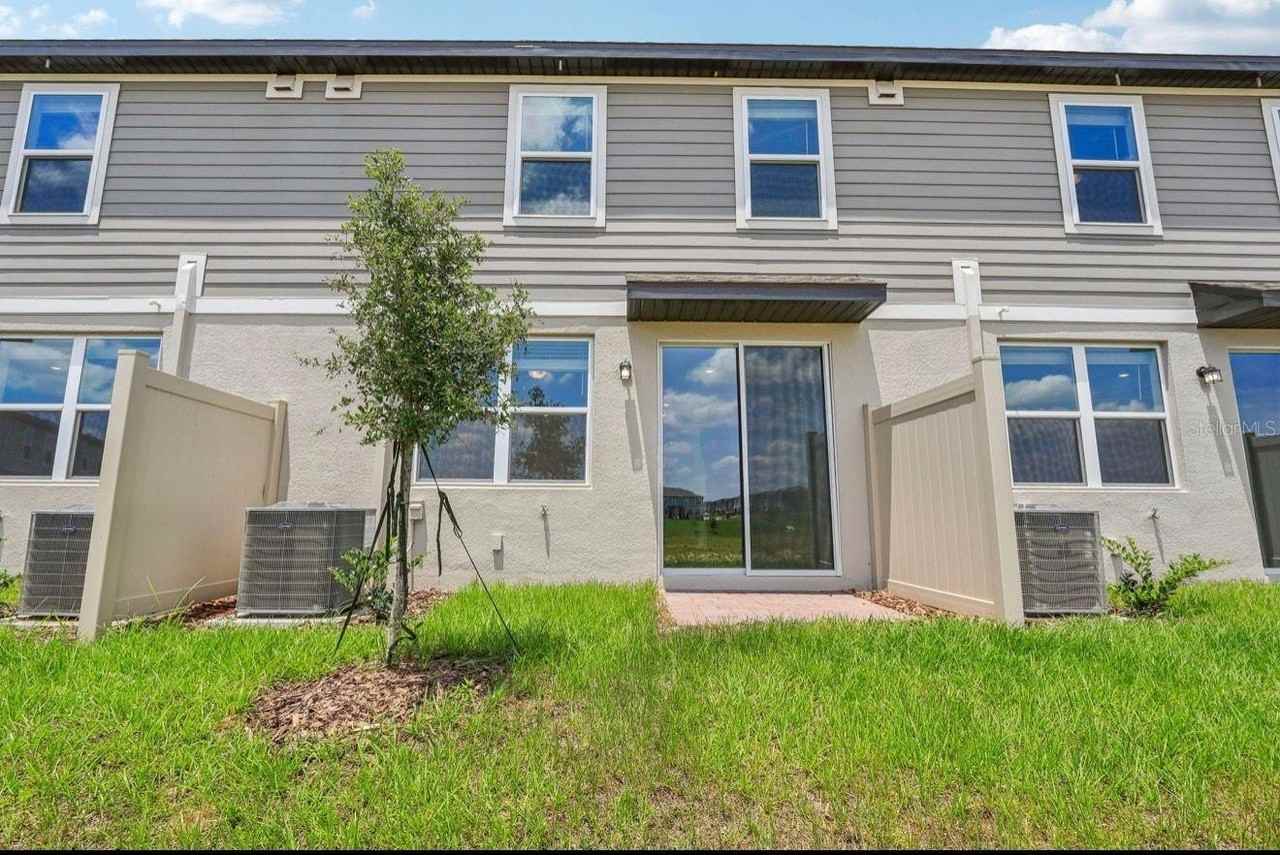 16390 Bird Of Paradise Ave - Photo 4 of 34