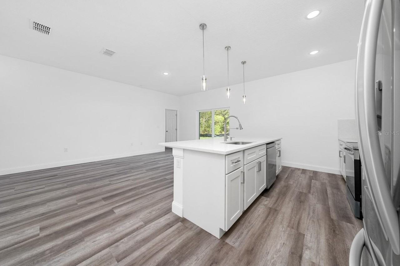 13671 Sw 48th Ct - Photo 4 of 26