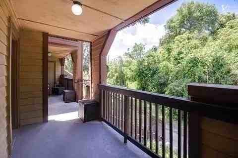 415 Lakepointe Dr #202 - Photo 3 of 5