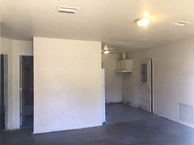 660 Poplar St - Photo 6 of 6