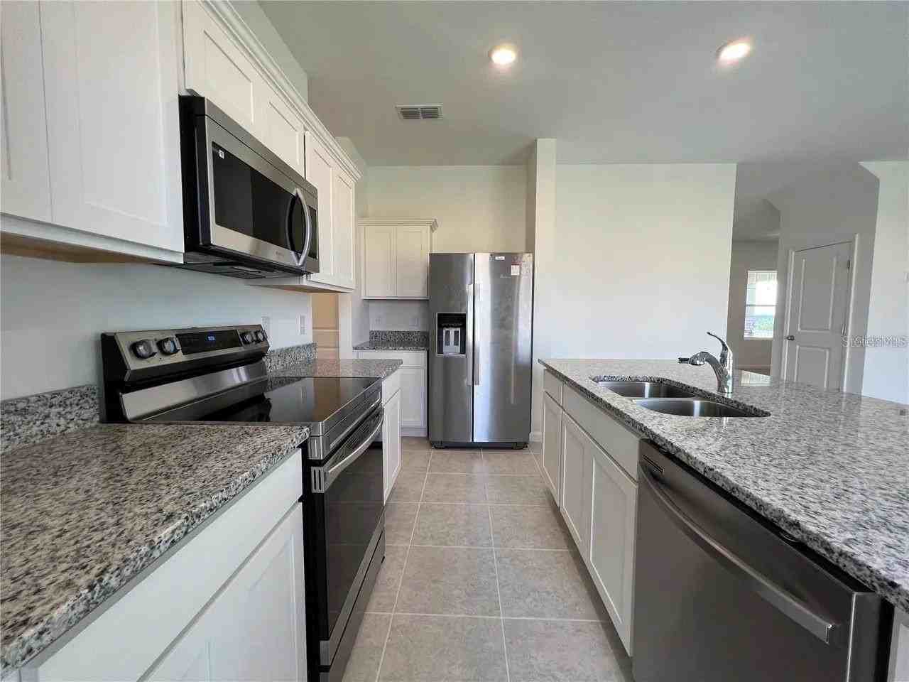 2217 Crossbow St - Photo 7 of 19