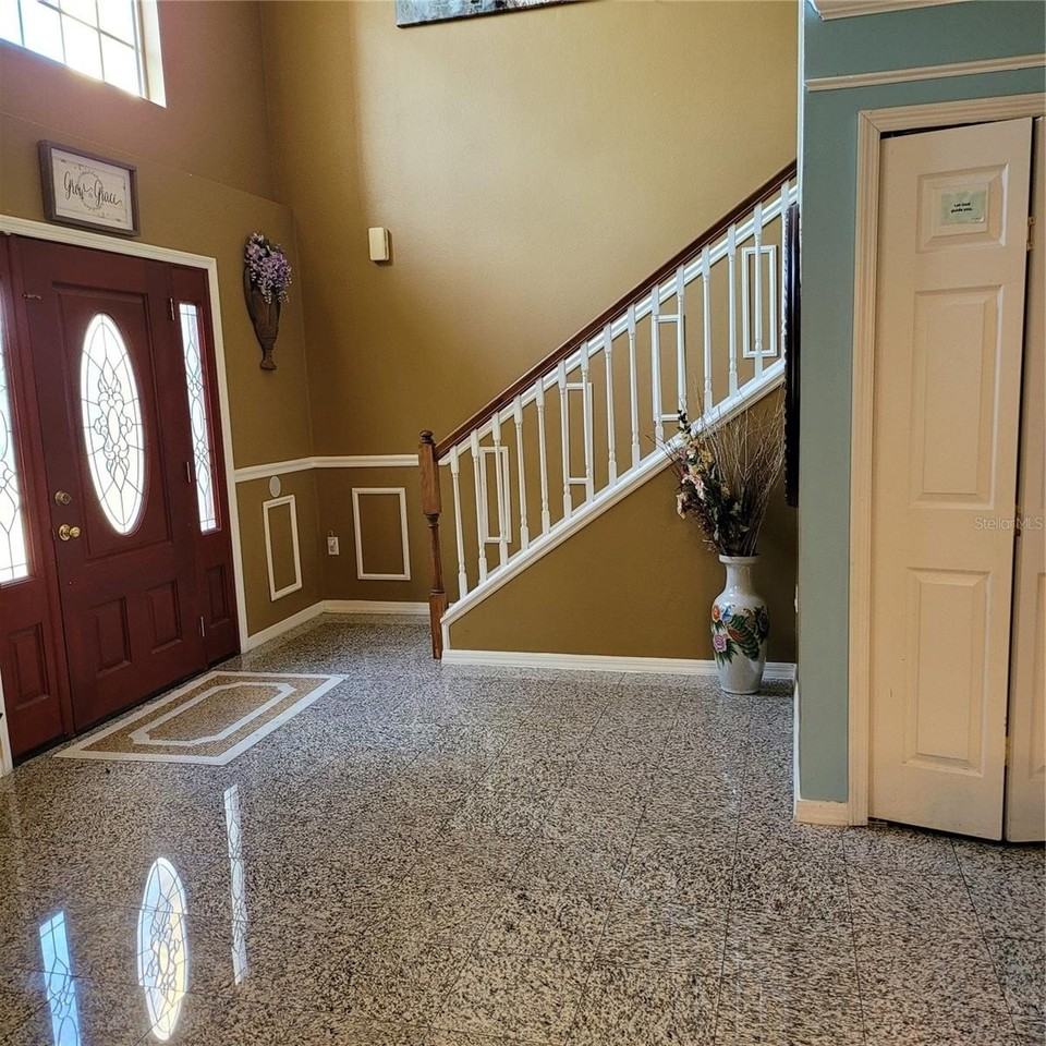 4124 Sw 33rd St - Photo 5 of 27