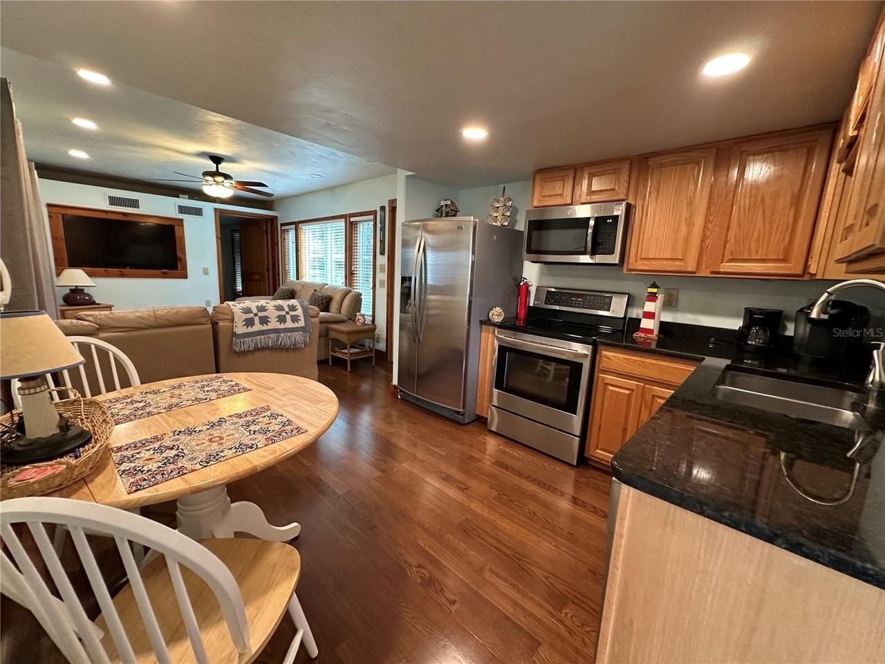 56315 Hickory Rd - Photo 4 of 31