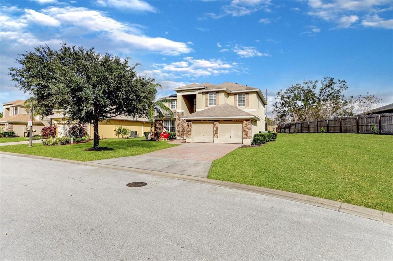 112 Cypress Pointe Ct - Photo 3 of 33