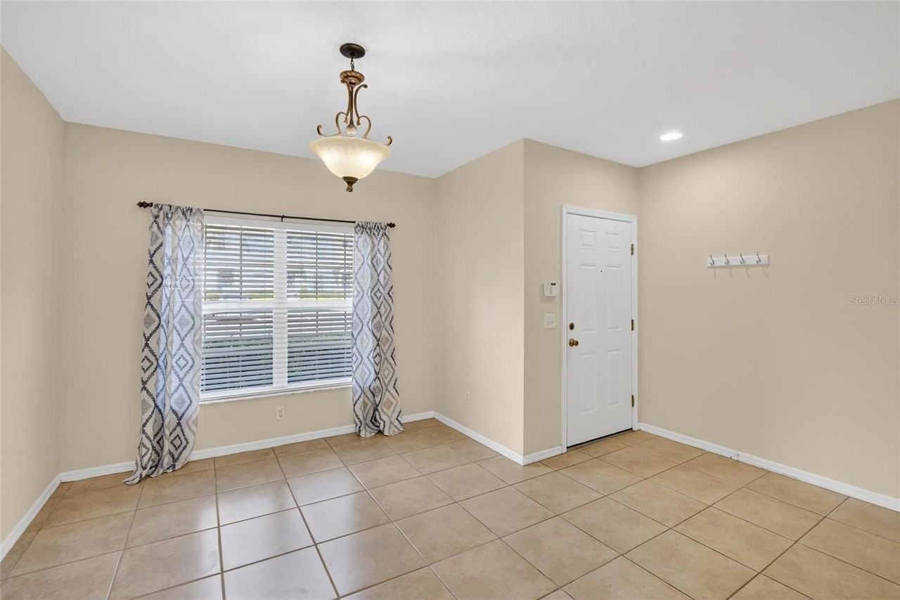 15843 Fishhawk View Dr - Photo 6 of 41