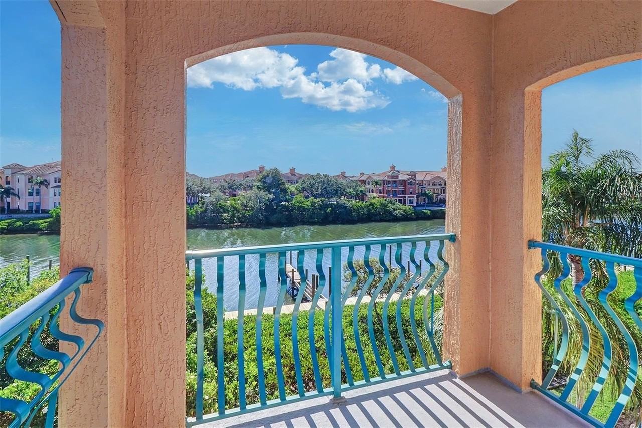 2749 Via Cipriani #1034A - Photo 3 of 50