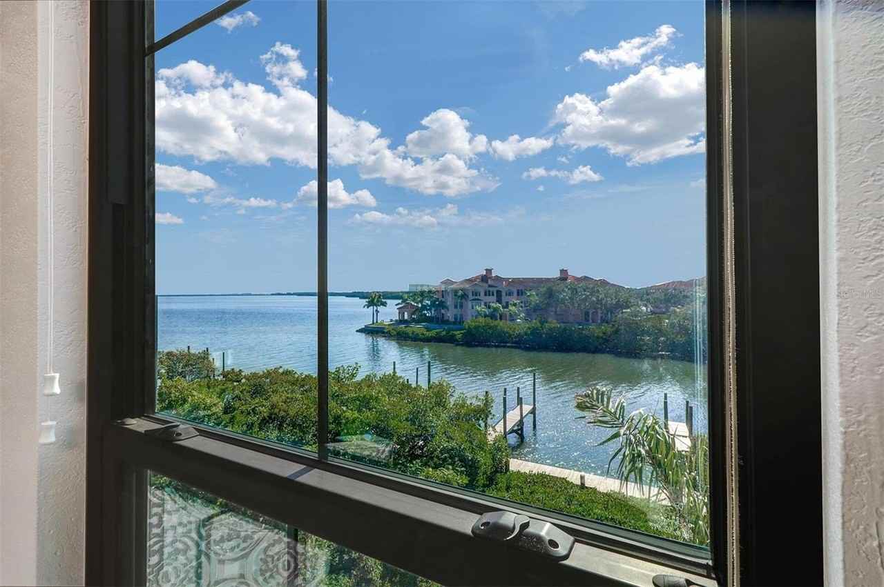 2749 Via Cipriani #1034A - Photo 6 of 50